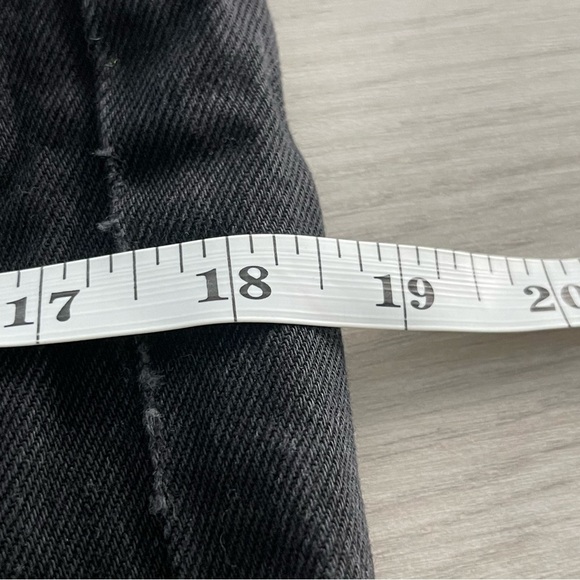 AGOLDE Cherie High Rise Straight Leg Jeans in Distortion Black Distressed 24 - Picture 12 of 15